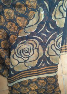 Elegant Floral Print Saree