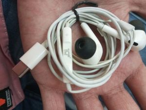 10+ plus Oraimo Type-C Earphone