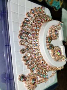 Synthetic Jewellery Set