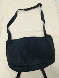 Nike Travel Bag (authentic)