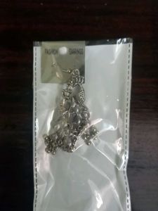It's A Beautiful Earing