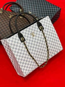 LOUIS VUITTON PREMIUM TOTE BAG RESTOCK