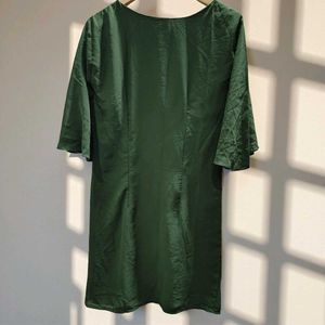 Elegant Green Midi Dress