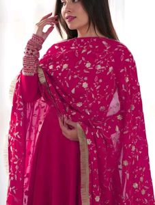 WOMEN Embrodairy Stright Kurta Set