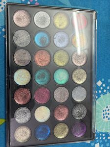 Primary- The Love Sparkle Glitter Eye Cream