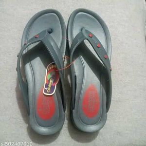 Women Slippers. 6 And 7 Sized.