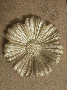 Gold Flower Table Decor