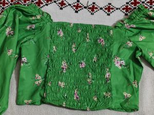 Green Floral Crop Top