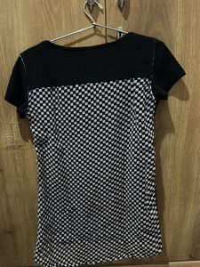 Black Top Detailing With Chain On Neck