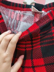 Shein Red And Black Checks Leggings