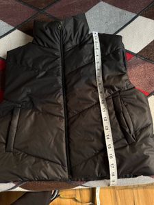 Womens sleeveless jacket used
