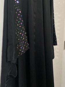 Dubai Abaya