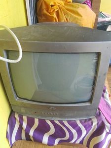 LG Small TV Like New..