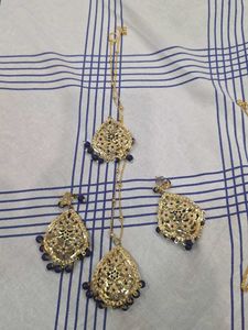 Jewellery Set: Necklace, Earrings, &amp; More