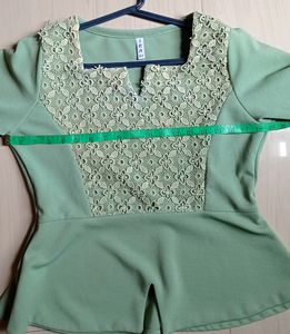 COMBO WOMAN MEKHALA TOPS