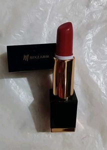 MyGlamm Red Lipstick