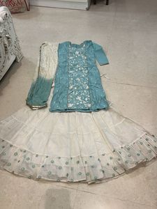 Teal Embroidered Kurti Set