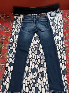 Stylish Blue Denim Jeans