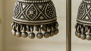 Silver Jhumka Earrings