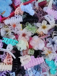 Kawaii Hair Clips Bundle🧡