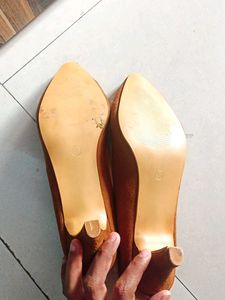 Nude Brown Beige Camel Colour Heels, Totally New