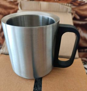 Set of 4 Tea/Coffee Mugs New With Tag
