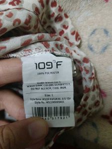 Beautiful Casual Printed Top – Size L | 109°F