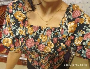 Floral Print Crop Top