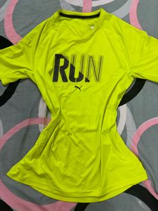 UNISEX OVERSIZED PUMA TSHIRT
