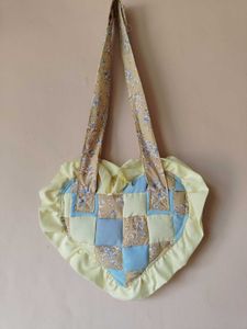 Vintage Heart Quilted Bag