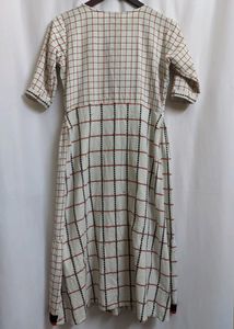 Huur Threadwork Kurta