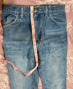 Set Of Two Light Wash Denim Jeans