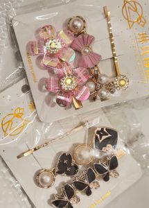 Floral Hair Clip Set of -2  New