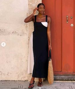 Savana Flared Dress