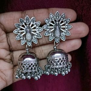 Set Of Two Jhumkas