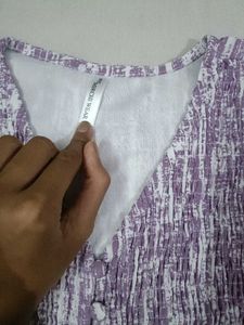 Patterned V-Neck Ripped stylish top