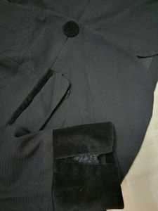 MADE IN VIENAM BLAZER 🧥