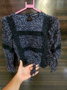 Floral Fancy Top With Laces! 🌼