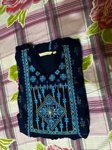 Avaasa Blue Colour Kurta Size L