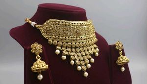 Gold-Toned Choker & Earring Set