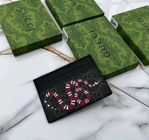 GUCCI PREMIUM CARD HOLDER FOR UNISEX WD BOX