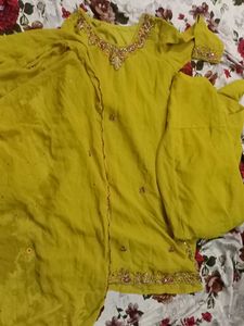 Beutiful Dress Set .Sale!!