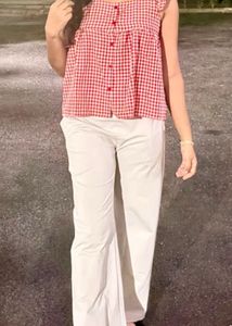 Savana red gingham top