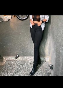 Black Skin fit Jeans