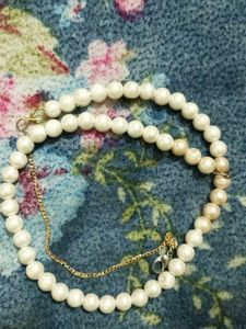 Pearl Necklace with Gold Chain