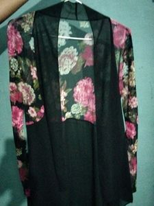 Black 🖤 Net Floral Design , Shrugg