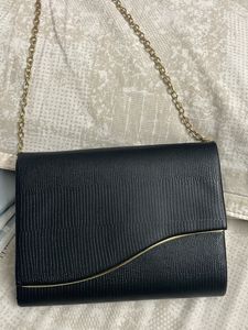 Black Sling