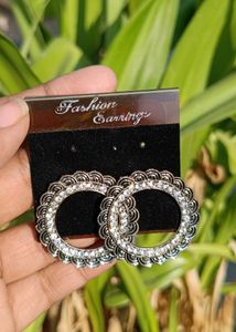 Elegant Circle Earrings