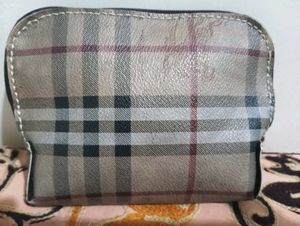 AUTHENTIC Burberry Womens Wallet