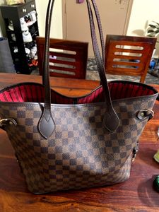 🔻price Drop Louis Vuitton Handbag 👜